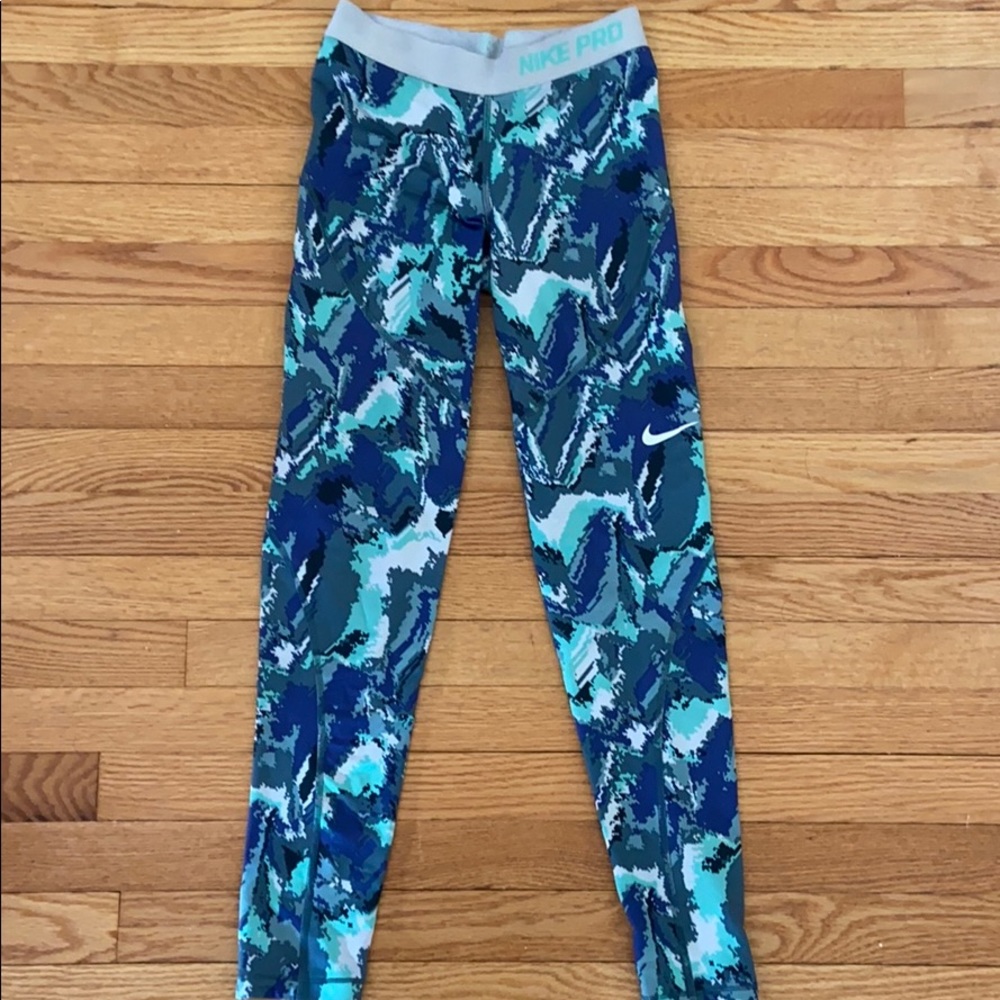 Nike leggings